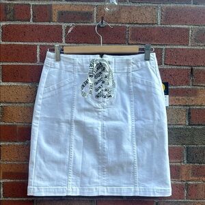 Project RUNWAY White Pencil Skirt with Logo Accent